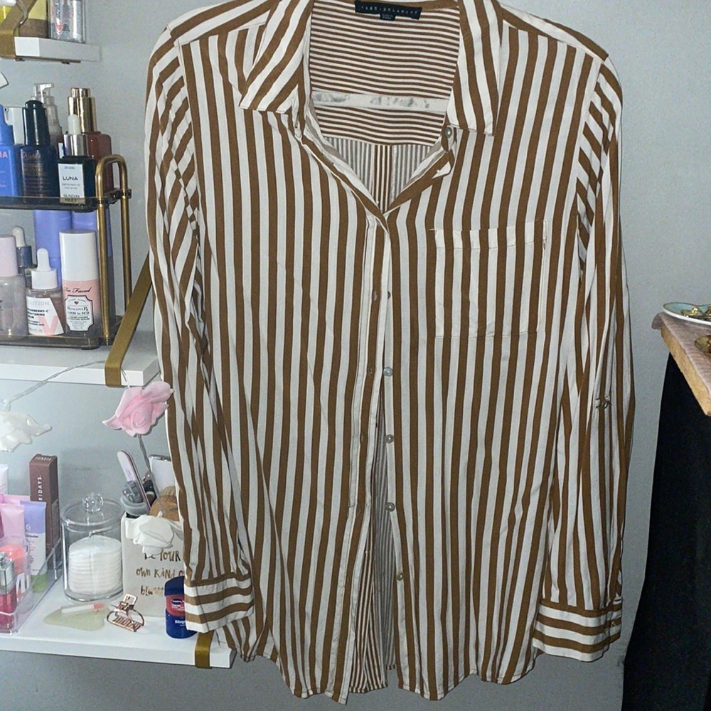 Jane and Delancey brown striped button down Sz L